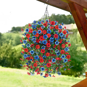 HyeFlora outdoor patio decor creates welcoming, maintenance-free ambience