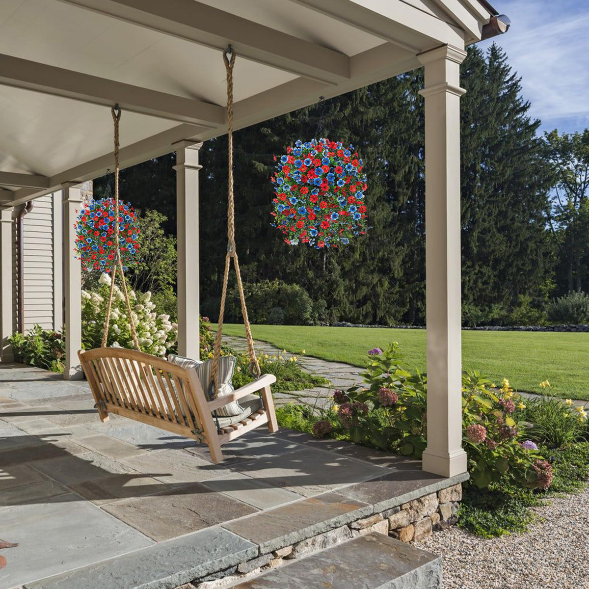 HyeFlora rust-resistant metal frame resists weathering for long-lasting color