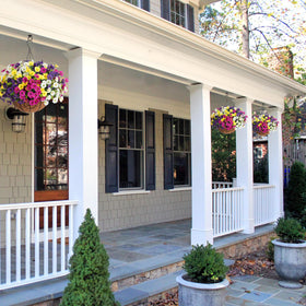 HyeFlora UV-resistant silk blooms stay vibrant in sunlit porches.