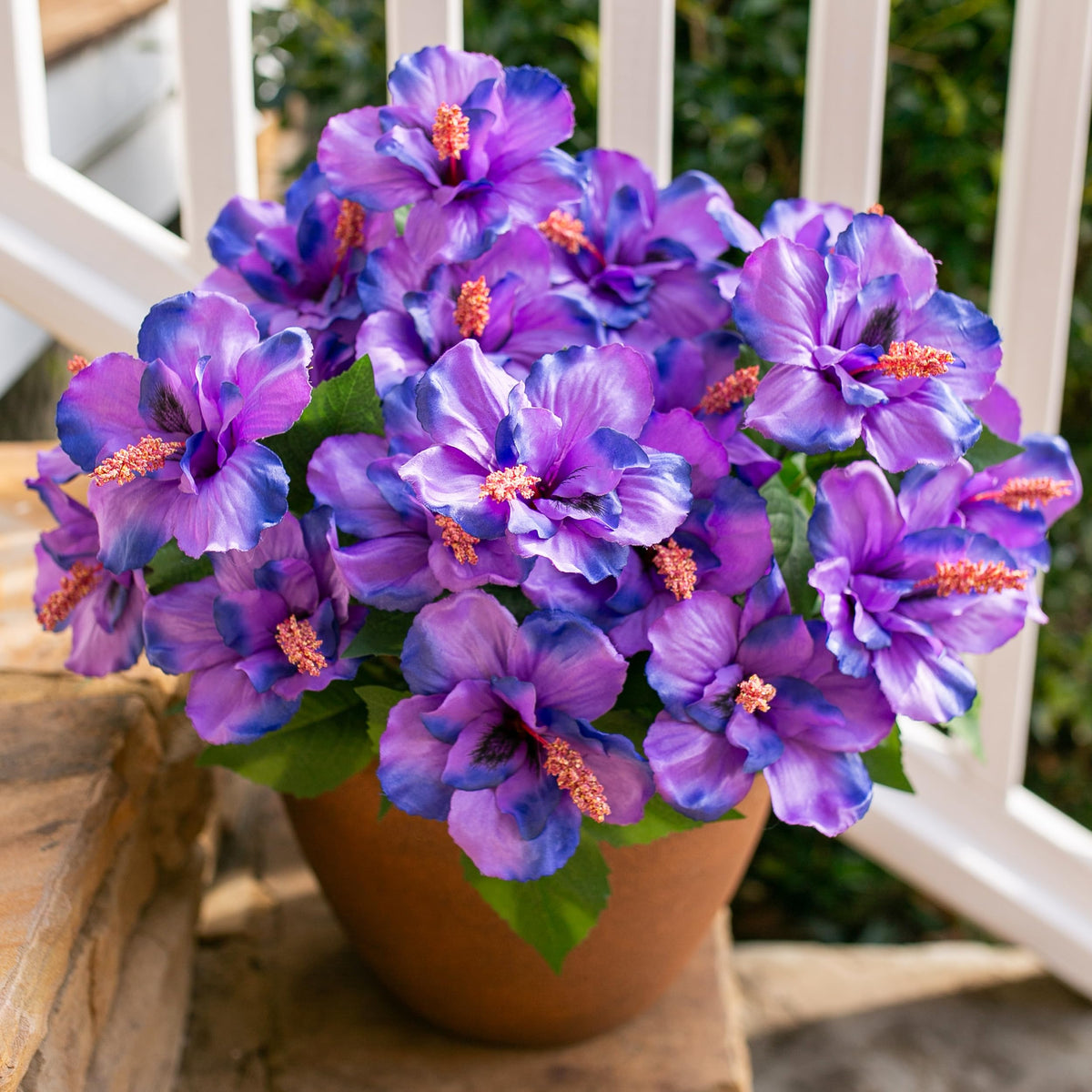 HyeFlora silk hibiscus with vibrant colors that stay fresh.