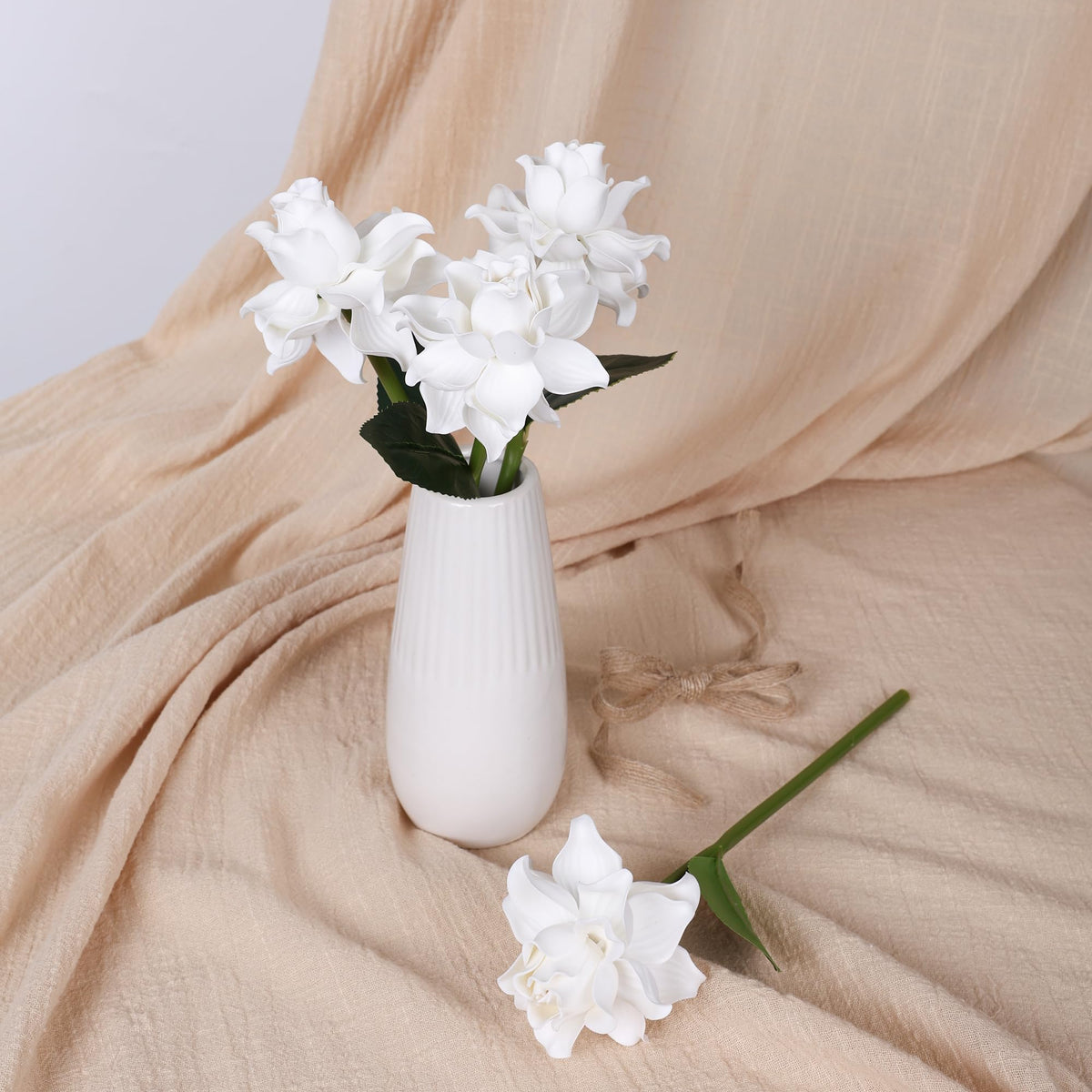 HyeFlora waterproof gardenias suitable for indoor and sheltered outdoor use