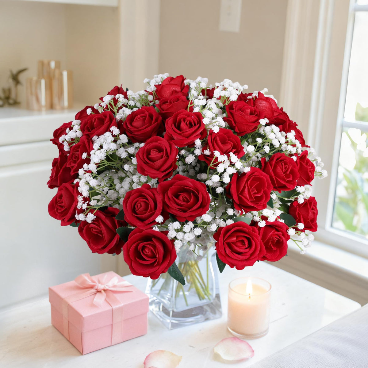 HyeFlora wedding centerpiece idea with vibrant red tones