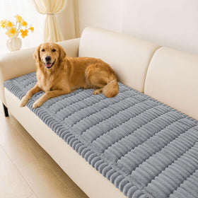 Hyha couch cover for dogs with washable fabric protects furniture.