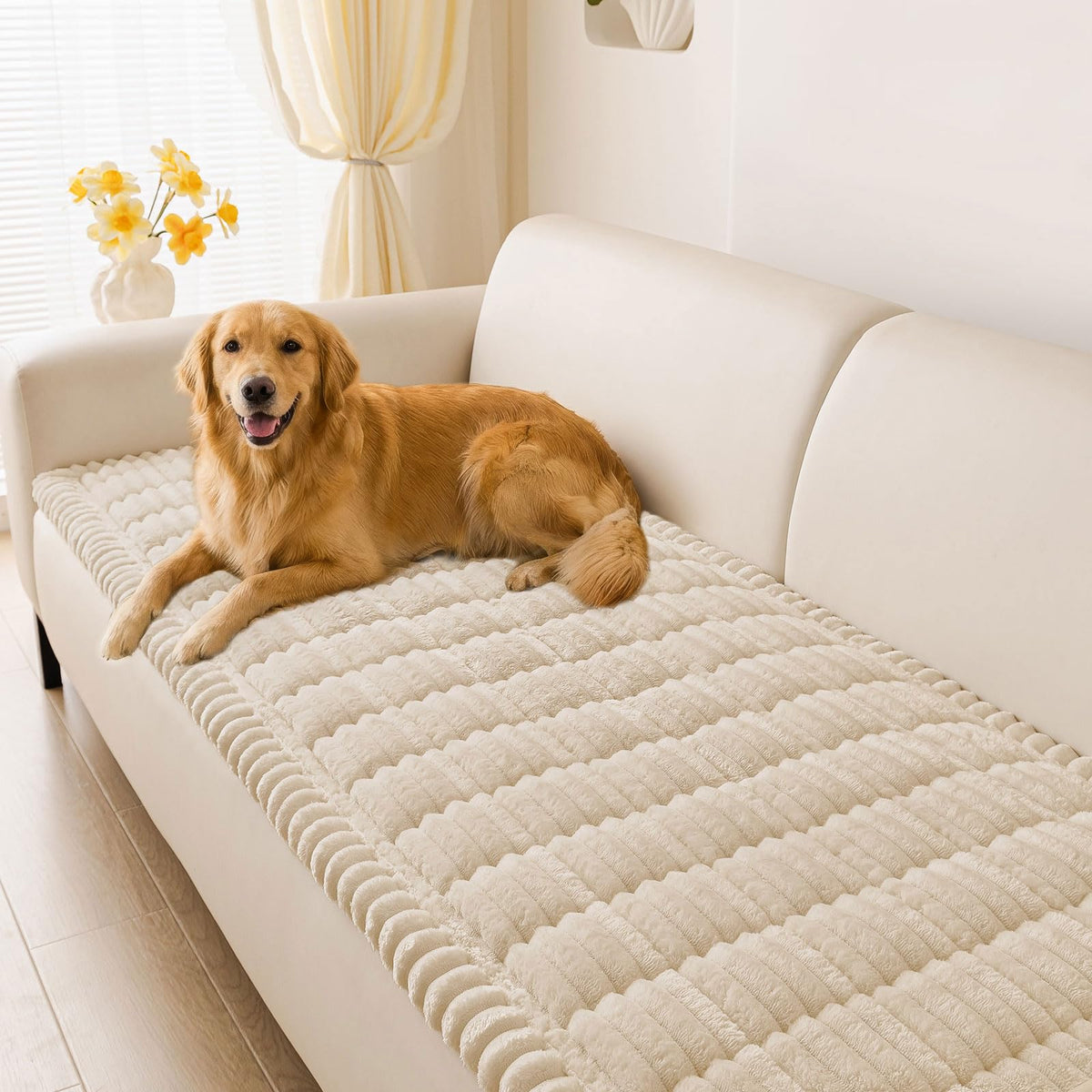 Hyha couch cover for dogs protects sofas from scratches with plush comfort.