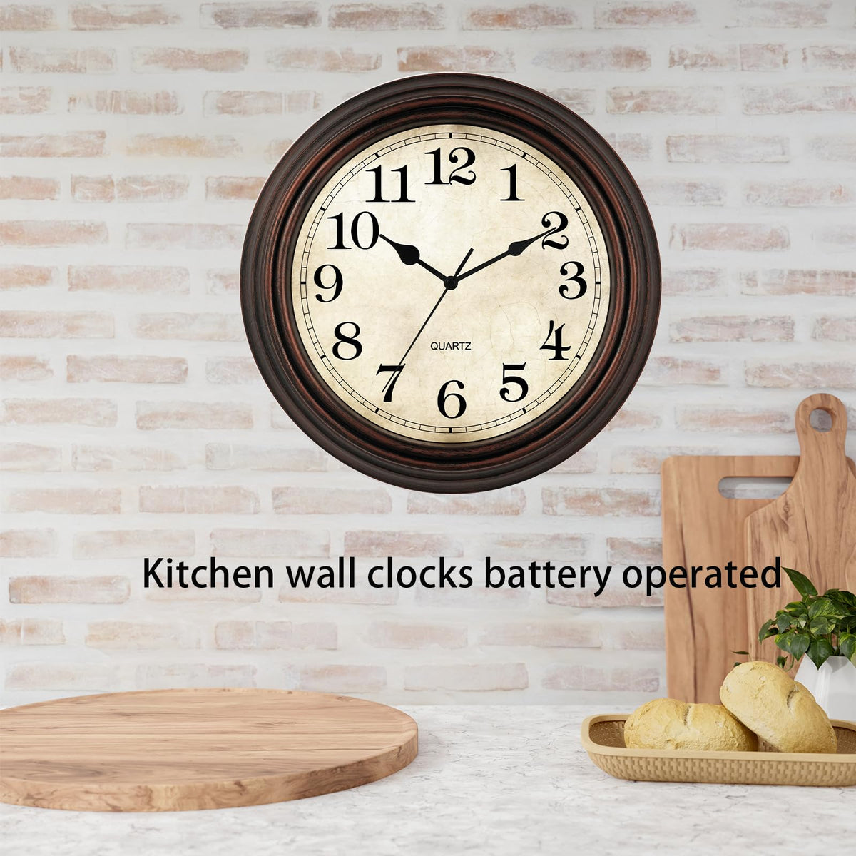 HYLANDA back hanging slot enables simple wall mounting.