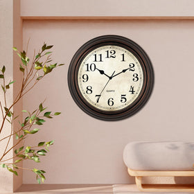HYLANDA decorative clock enhances living rooms, bedrooms, or offices.