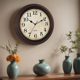 HYLANDA silent non-ticking mechanism for a peaceful room.