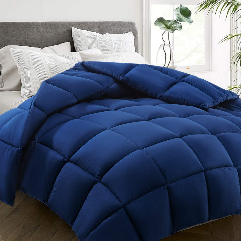 HYLEORY all-season queen comforter with navy blue cover for year-round comfort.
