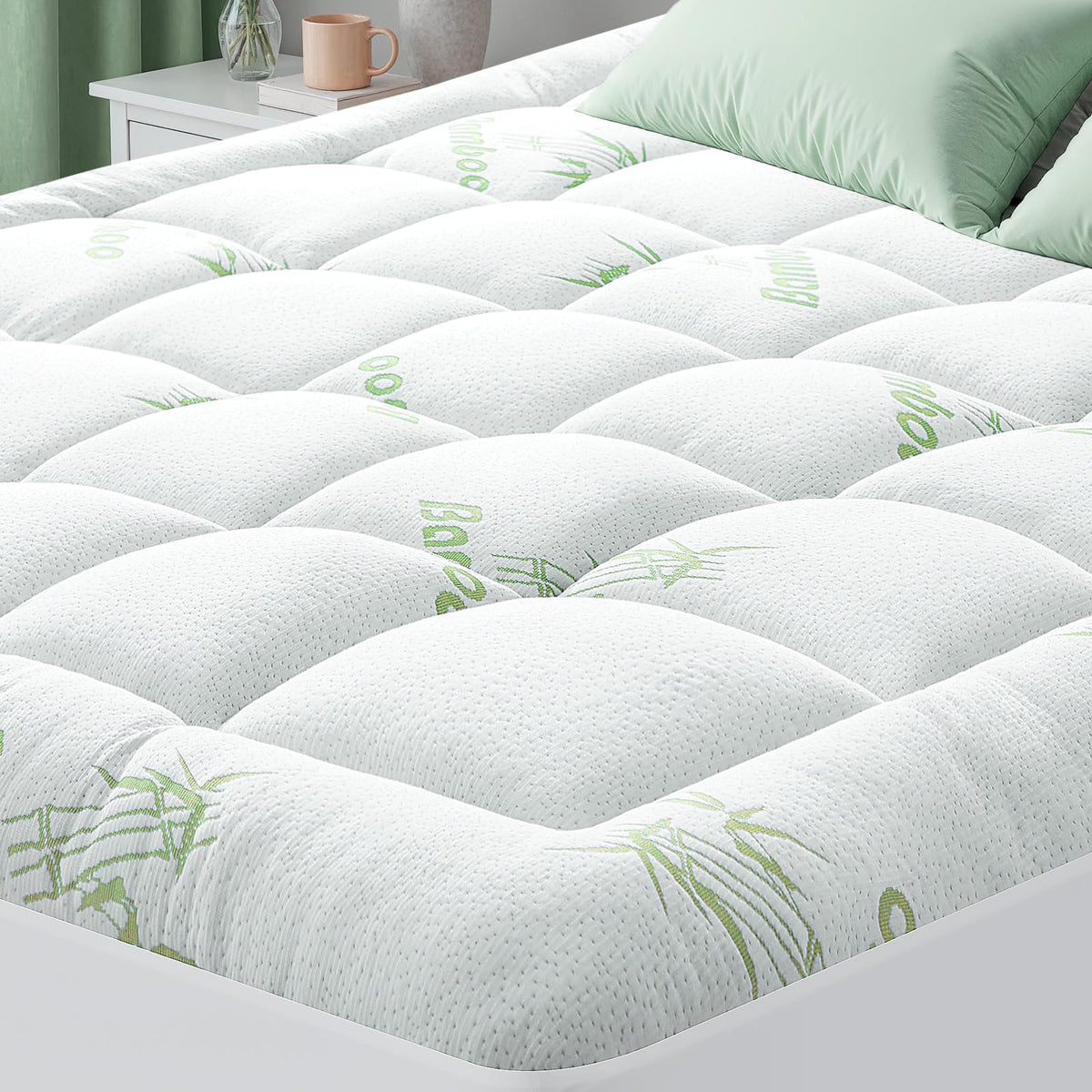 HYLEORY mattress topper with cooling bamboo fabric for cooler nights