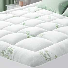 HYLEORY mattress topper with cooling bamboo fabric for cooler nights