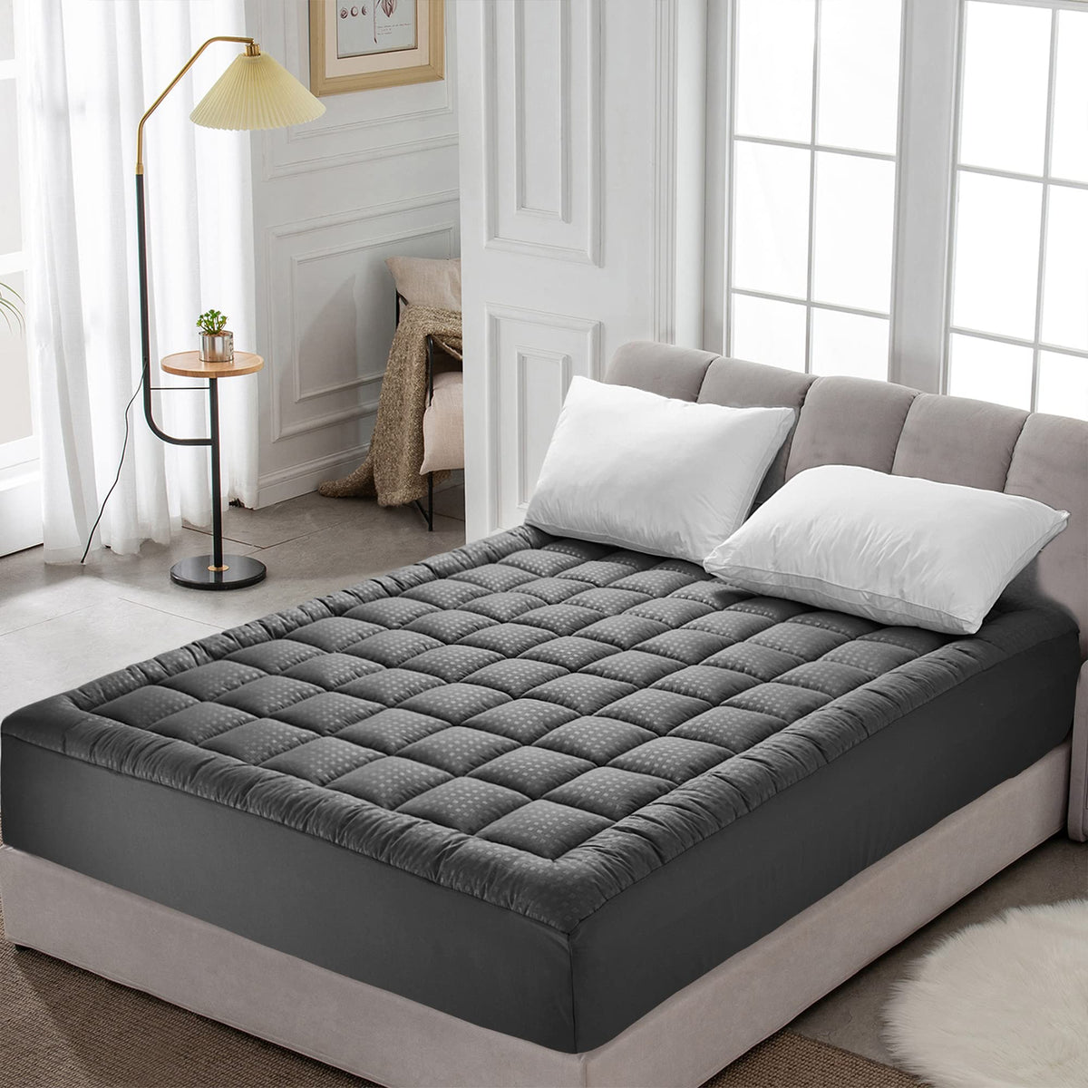 HYLEORY mattress pad stays put, reducing motion and noise