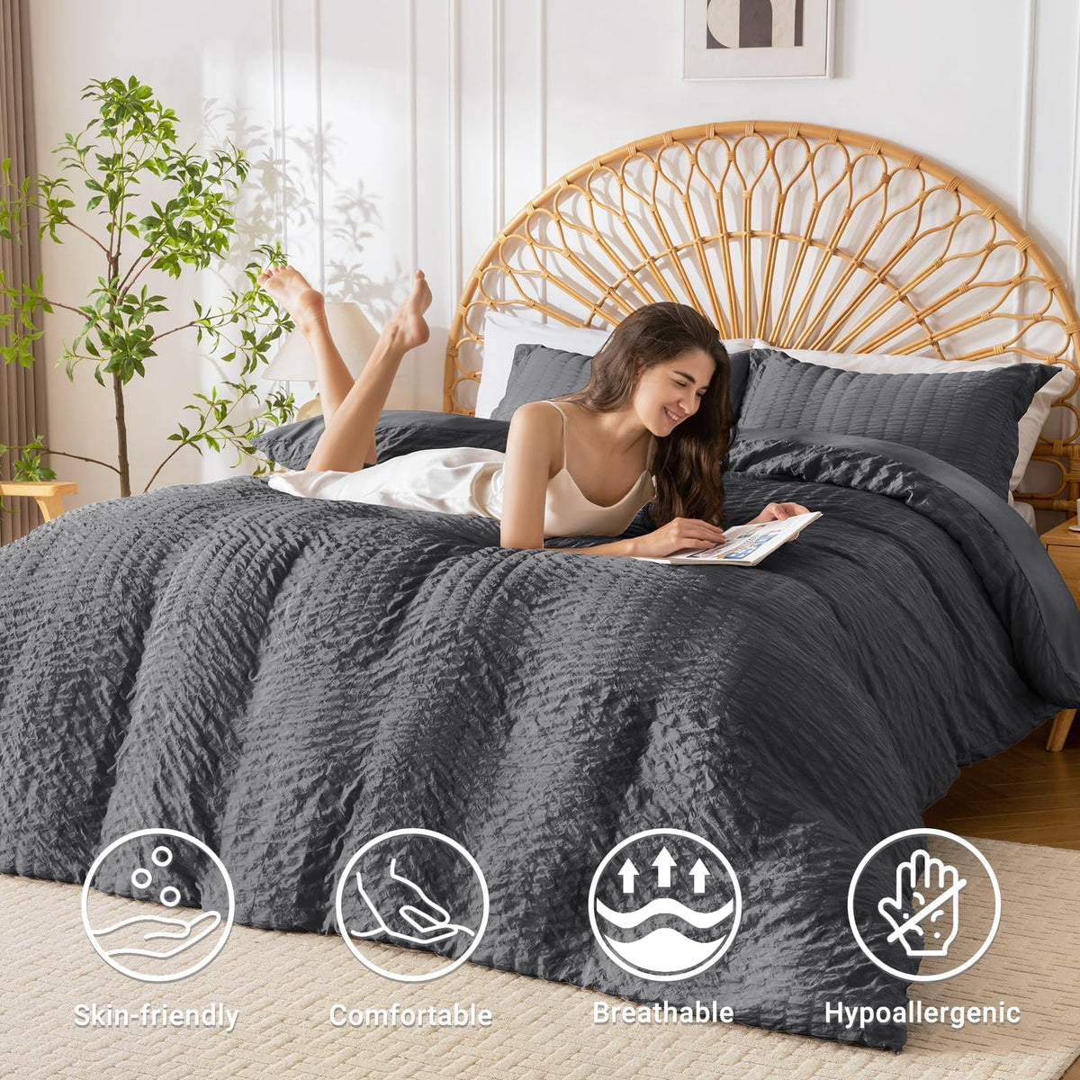 HYMOKEGE king duvet cover showing zipper closure for easy on/off and washing.