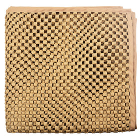i frmmy Cushion Grip on a sofa demonstrates secure cushion placement