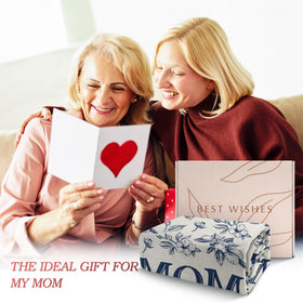 IDELTIME engraved message blanket showcasing love for mom, ideal as birthday keepsake