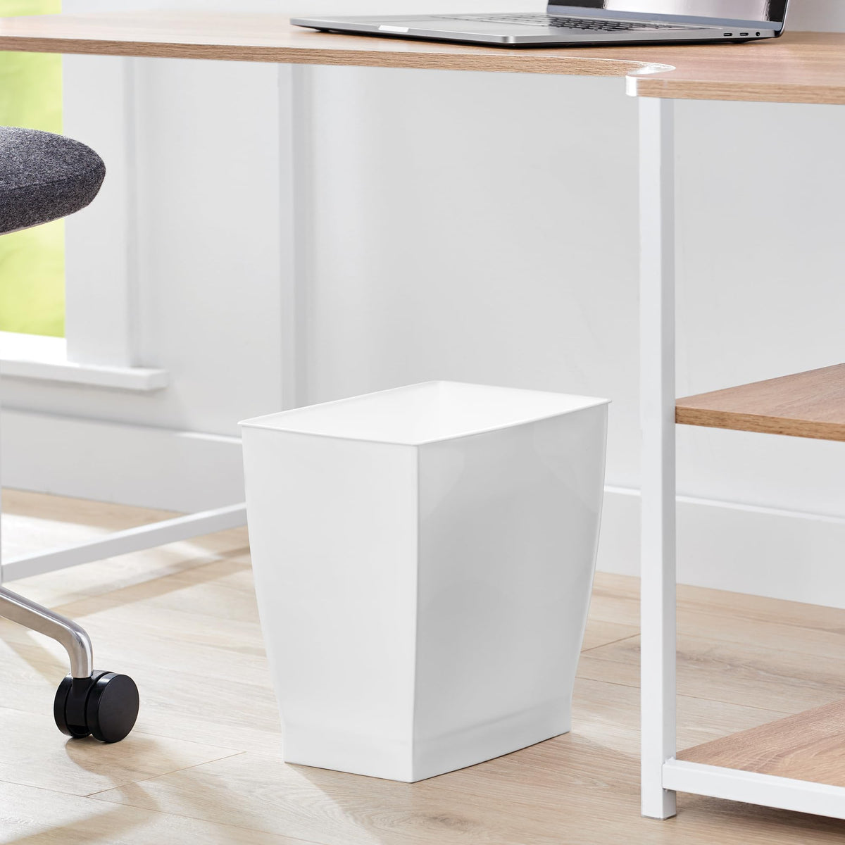 iDesign Mono open-top trash bin enables easy daily disposal in kitchens and offices