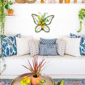 idyllic butterfly wreath wall-decor-idea adds color to living spaces
