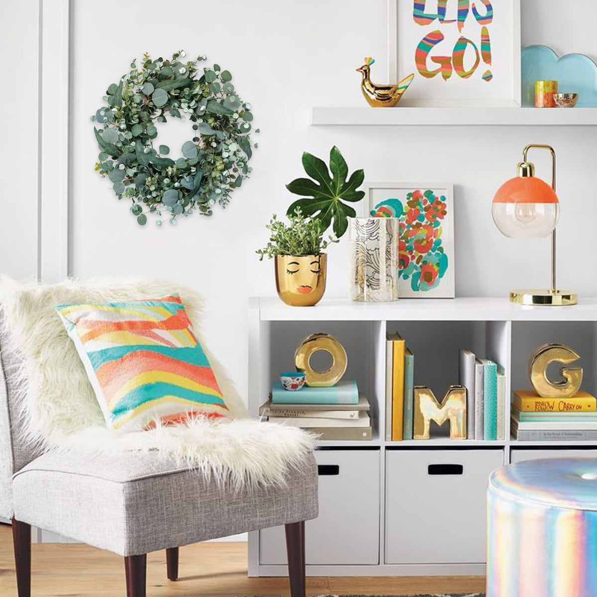 Idyllic front-door decor in farmhouse style adds seasonal charm.