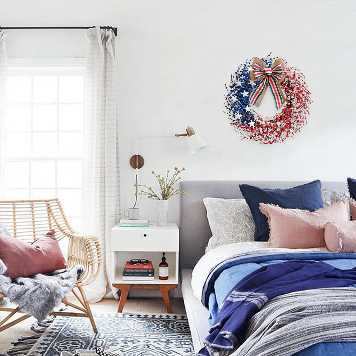 Idyllic outdoor indoor decor wreath is easy to hang and resists deformation.