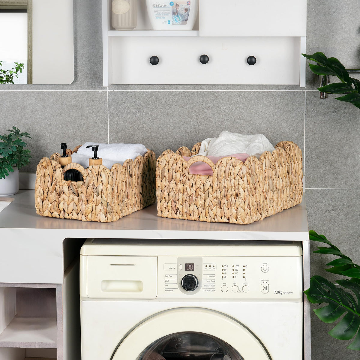 iEGrow basket with built-in handles for easy carrying