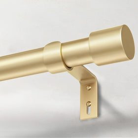 IFELS curtain rod full-length extension showing adjustable fit for wide windows