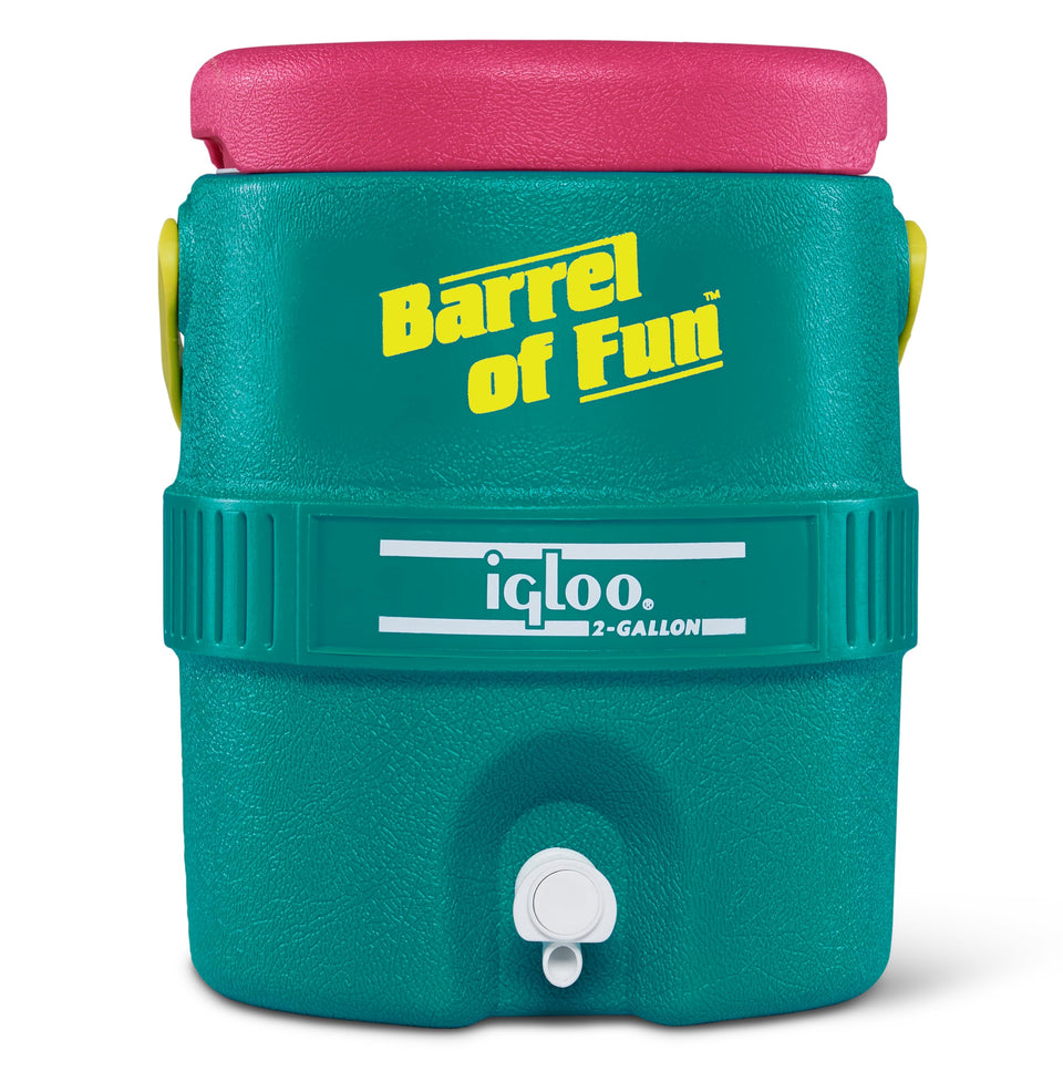 Igloo 2-Gallon Retro Water Jug Jade ready for outdoor parties.