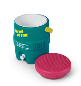 Igloo retro barrel spigot for easy dispensing at events.