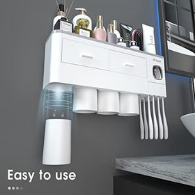 iHave magnetic mouthwash cups with upside-down drainage for quick access.