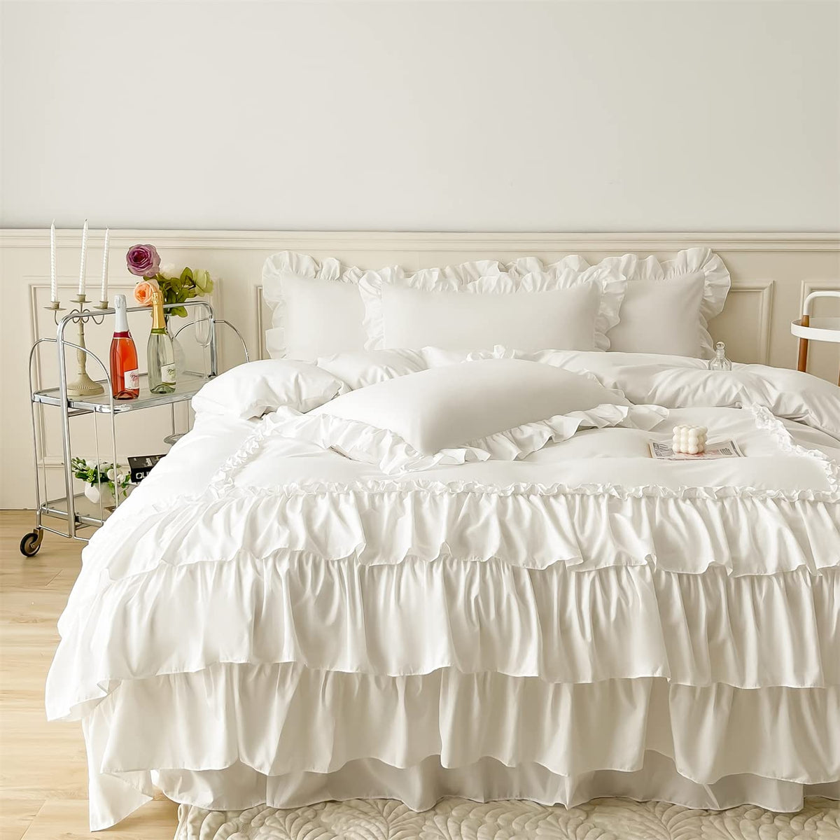 IHOUSTRIY ruffle duvet cover queen front view shows cozy white fabric