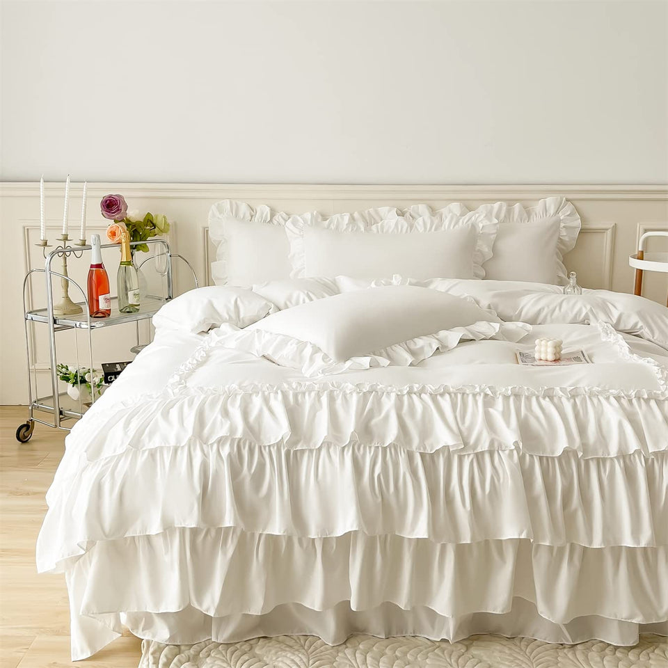IHOUSTRIY ruffle duvet cover queen front view shows cozy white fabric