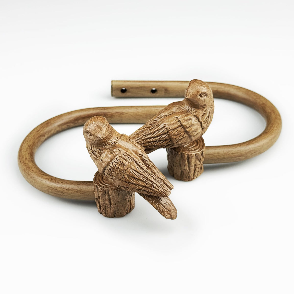 ILAISIHOME holdbacks with rust-resistant metal finish for durable support.