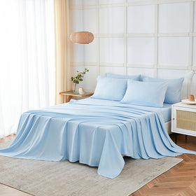 ILAVANDE blue king-size packaged set illustrates easy care and wrinkle resistance