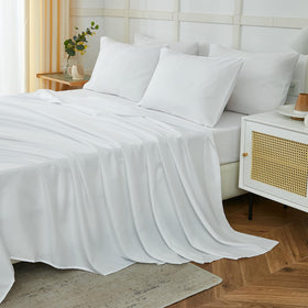 ILAVANDE White Queen 6-piece sheet set on bed with hotel-like softness.