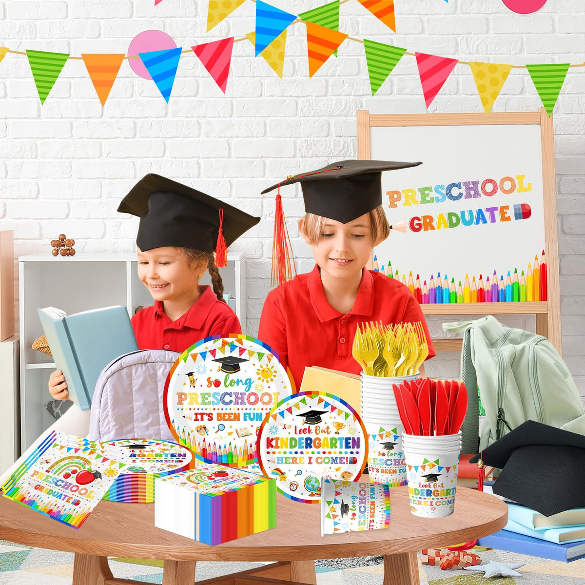 ILUIGGW Kindergarten Here I Come plates 7-inch ready for serving.