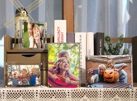 ILYXY 5-pack acrylic frame 4x4 back view for versatile display