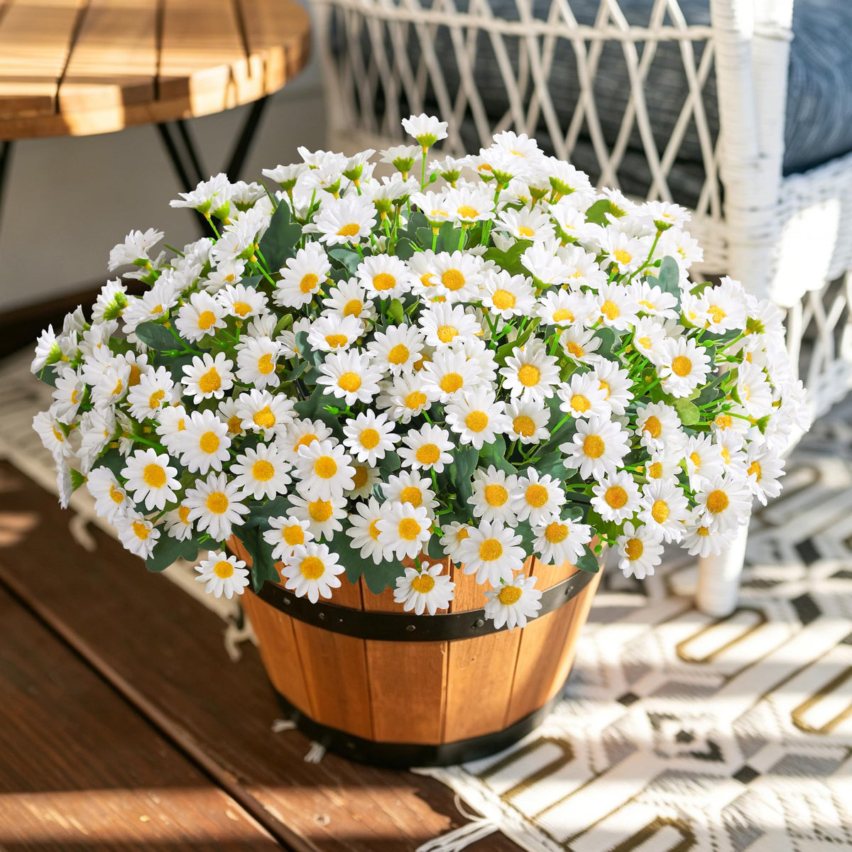INSPRING decor idea: elegant garden walkways lined with white daisies.
