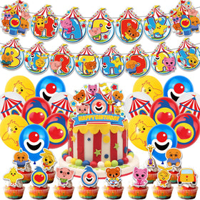 INATURE cartoon animal decor set ties the theme together from banner to backdrop.