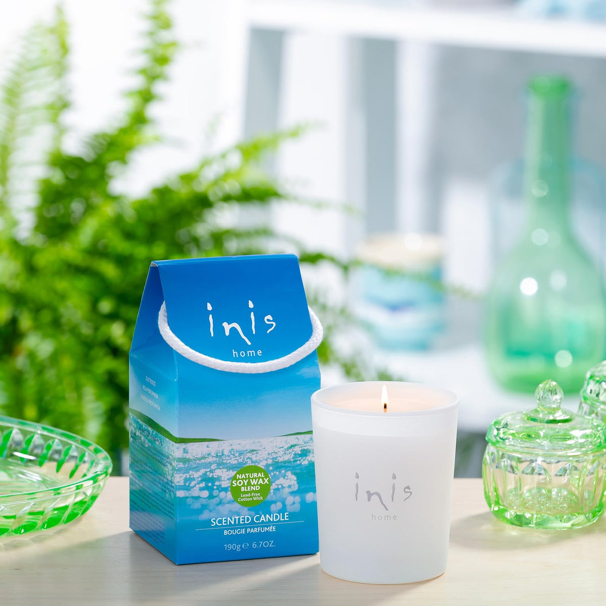 Close-up of Inis candle showing lead-free wick for a clean burn.
