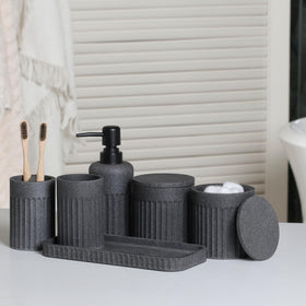 INIUNIK gift-ready bathroom set suitable for housewarmings and holidays.
