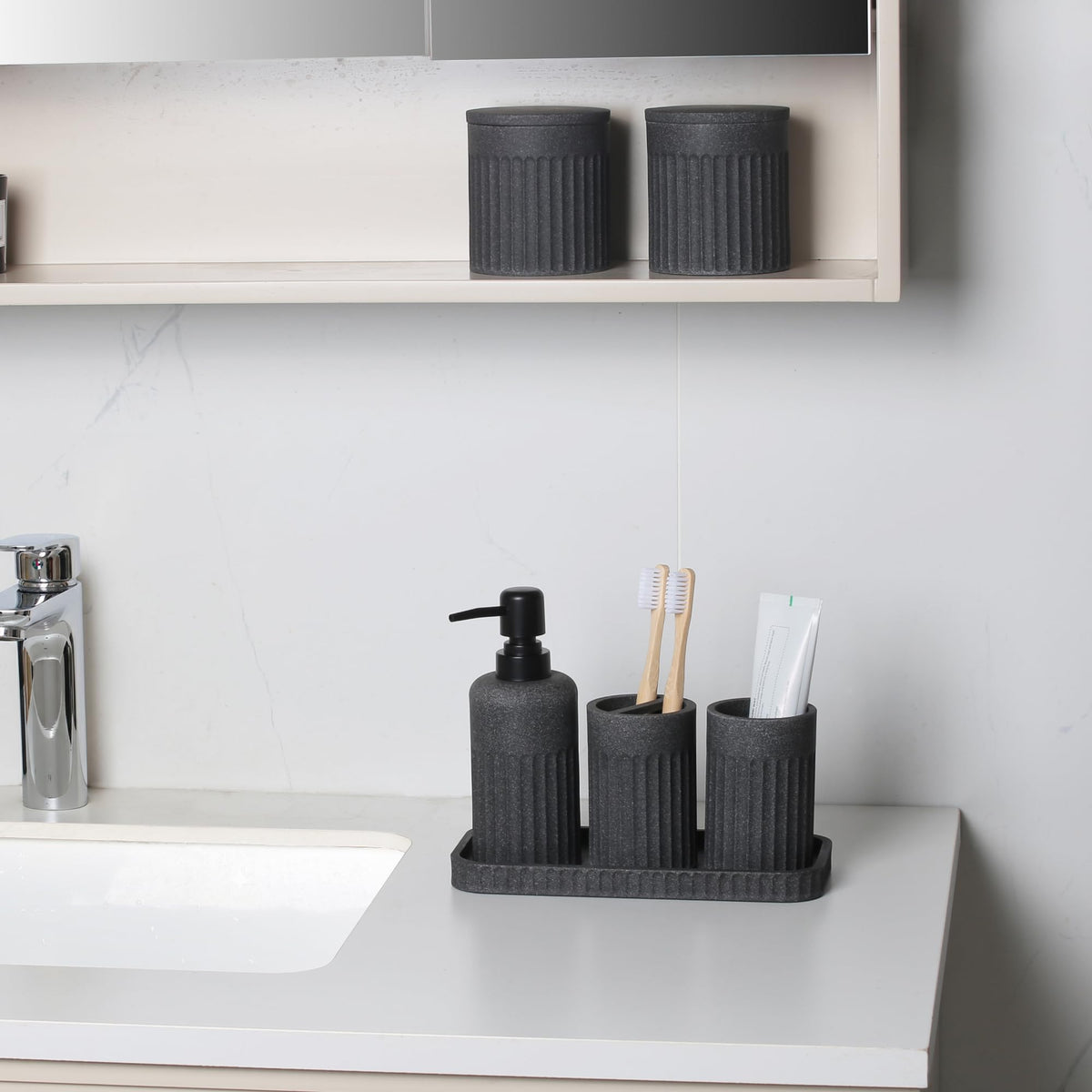 INIUNIK tumbler for rinsing and quick access on the counter.