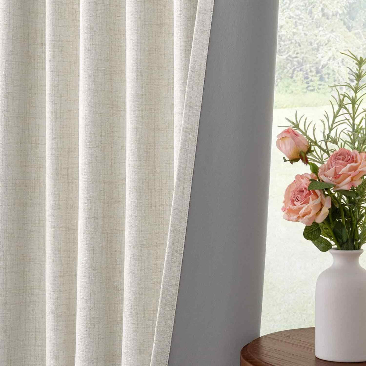 INOVADAY beige bedroom scene featuring versatile hanging options