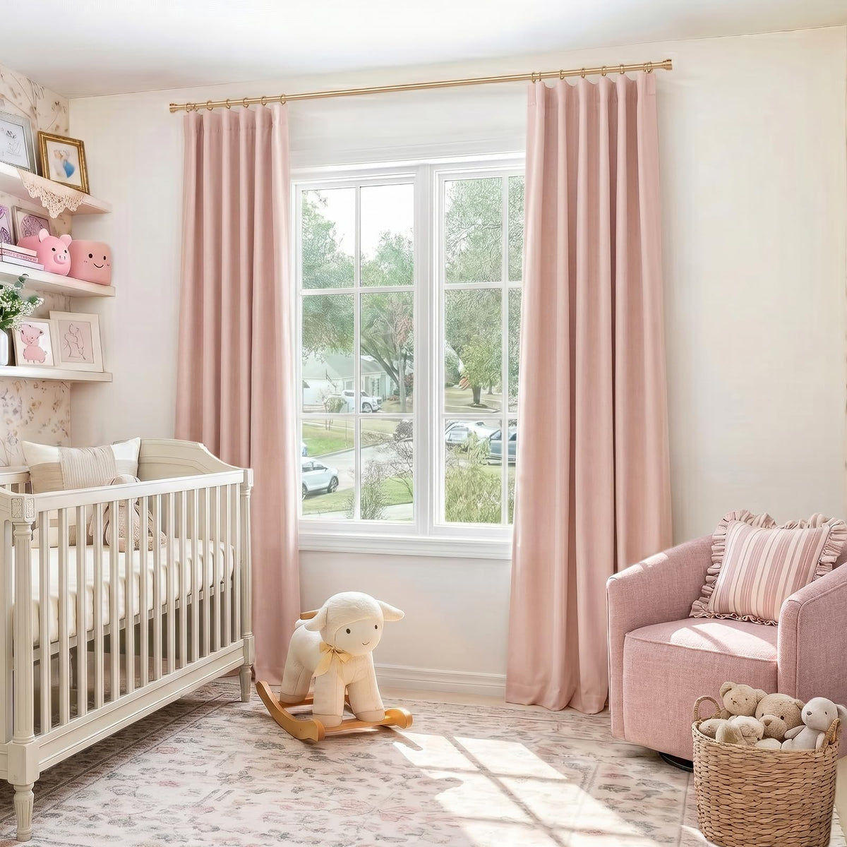 INOVADAY thermal lining supports year-round comfort by regulating indoor heat