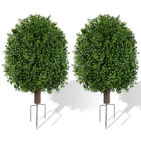 INSPRING dense, natural-looking foliage close-up highlights realism