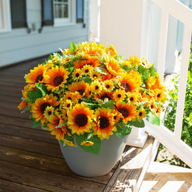 INSPRING sunflowers UV-resistant outdoor design resists fading in sunlight.