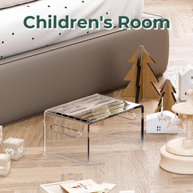 Invisibiliter lightweight kids stool enabling independent bathroom visits.