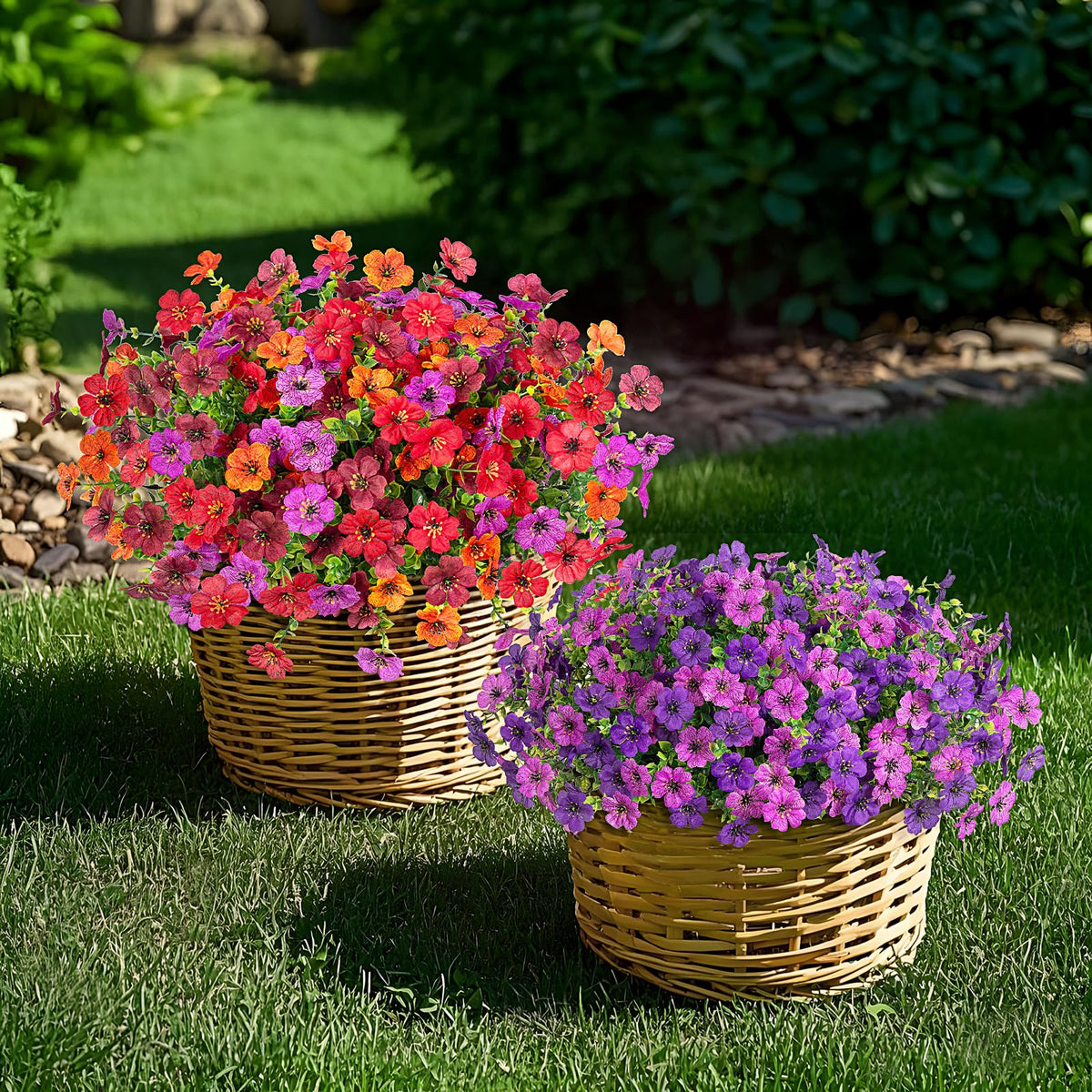INXUGAO patio decor with floral bundles creates inviting outdoor spaces.