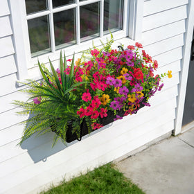 INXUGAO patio garden display uses 12 bundles for a lush look.