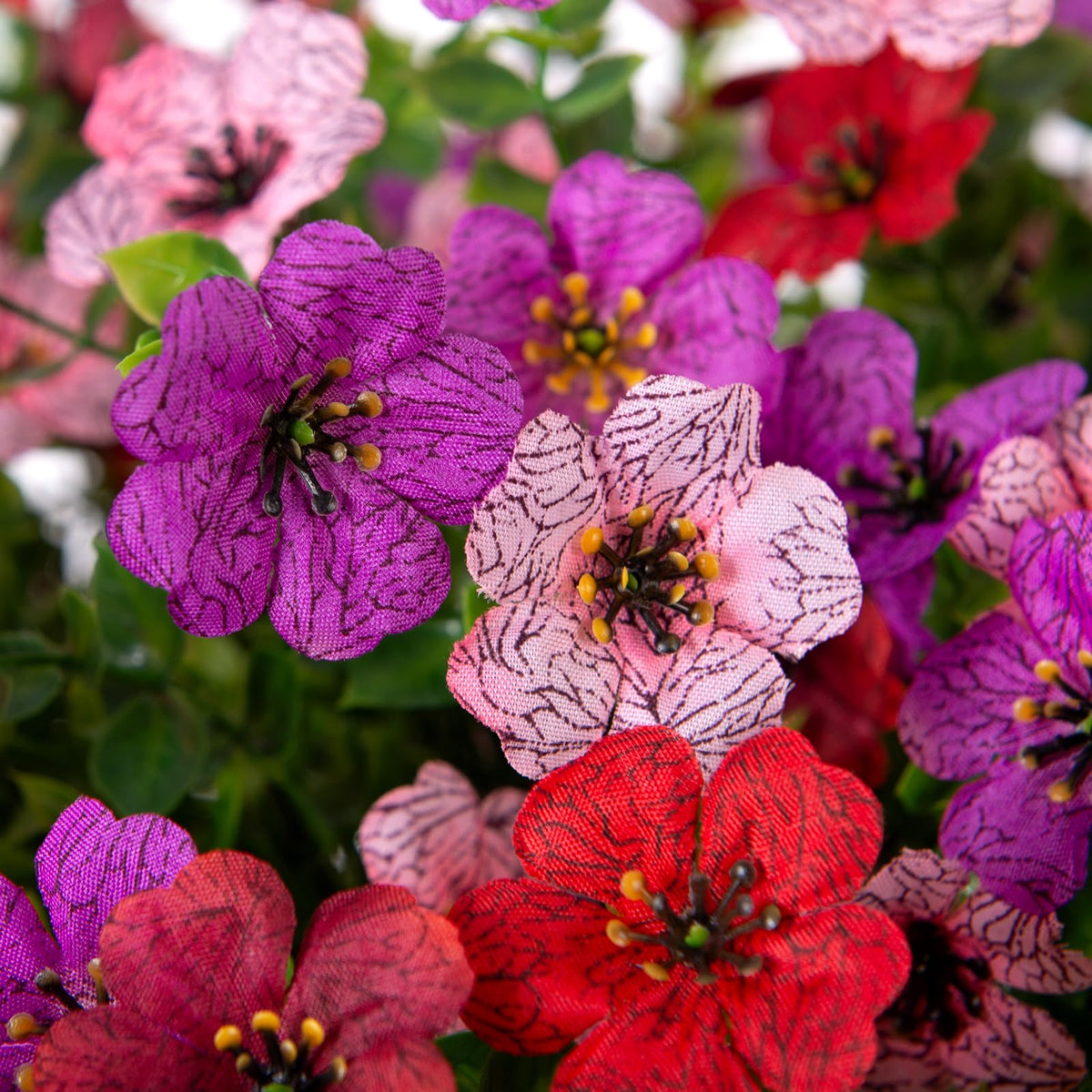 INXUGAO UV-resistant silk flowers stay vibrant in sunlight
