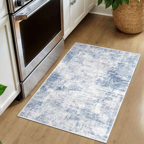 IOHOUZE 2x3 rug fits high-traffic entrances and foyers.