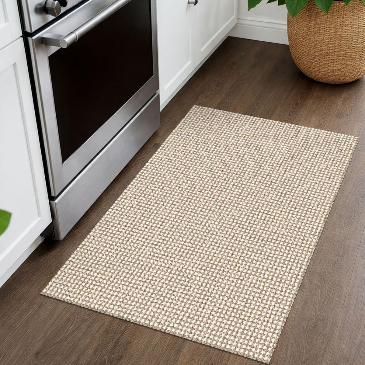 IOHOUZE ideal for entryways, kitchens, or living rooms for quick tidying.