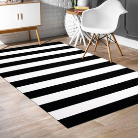 IOHOUZE 3x5 front door rug provides welcoming floor protection